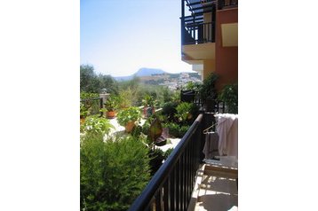 Grecia Privát Kalives, Exterior